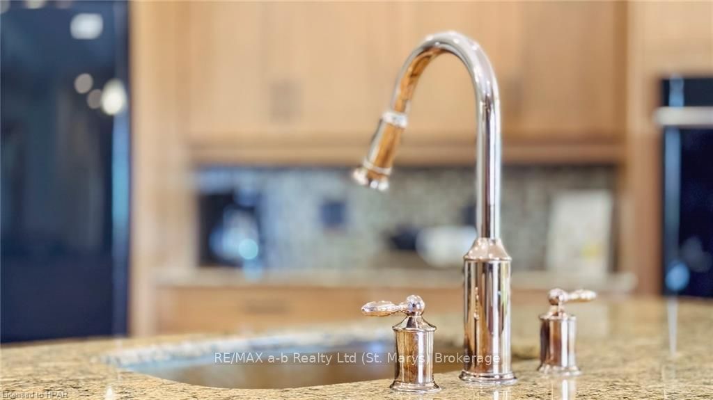 6055 Fischer Road Property Photo 13