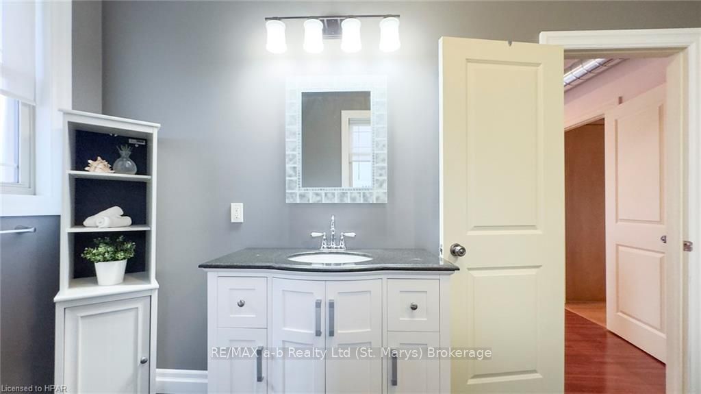 6055 Fischer Road Property Photo 18