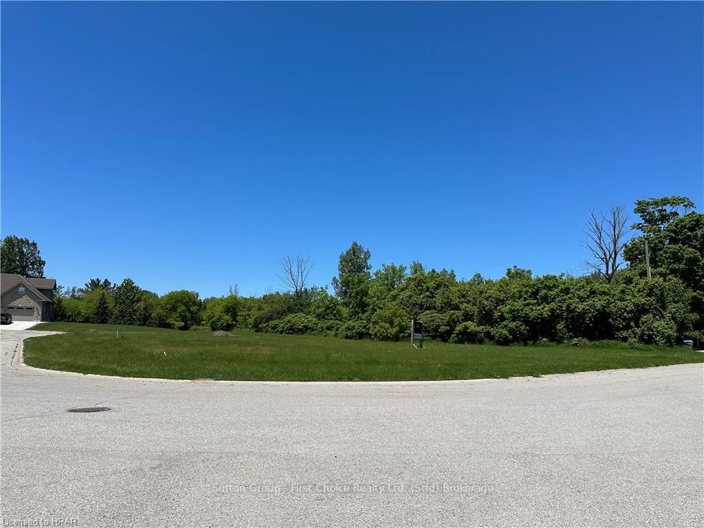 41 Cantin Court Property Photo 1