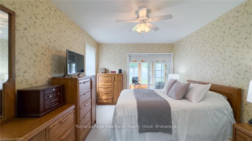 301 Bethune Crescent Property Photo 14