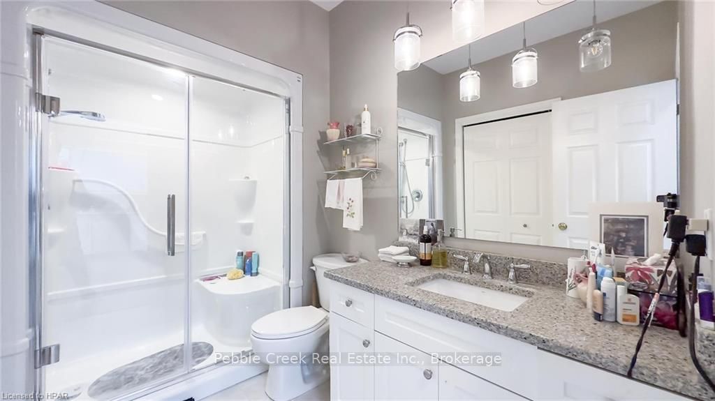 166 Property Photo 23