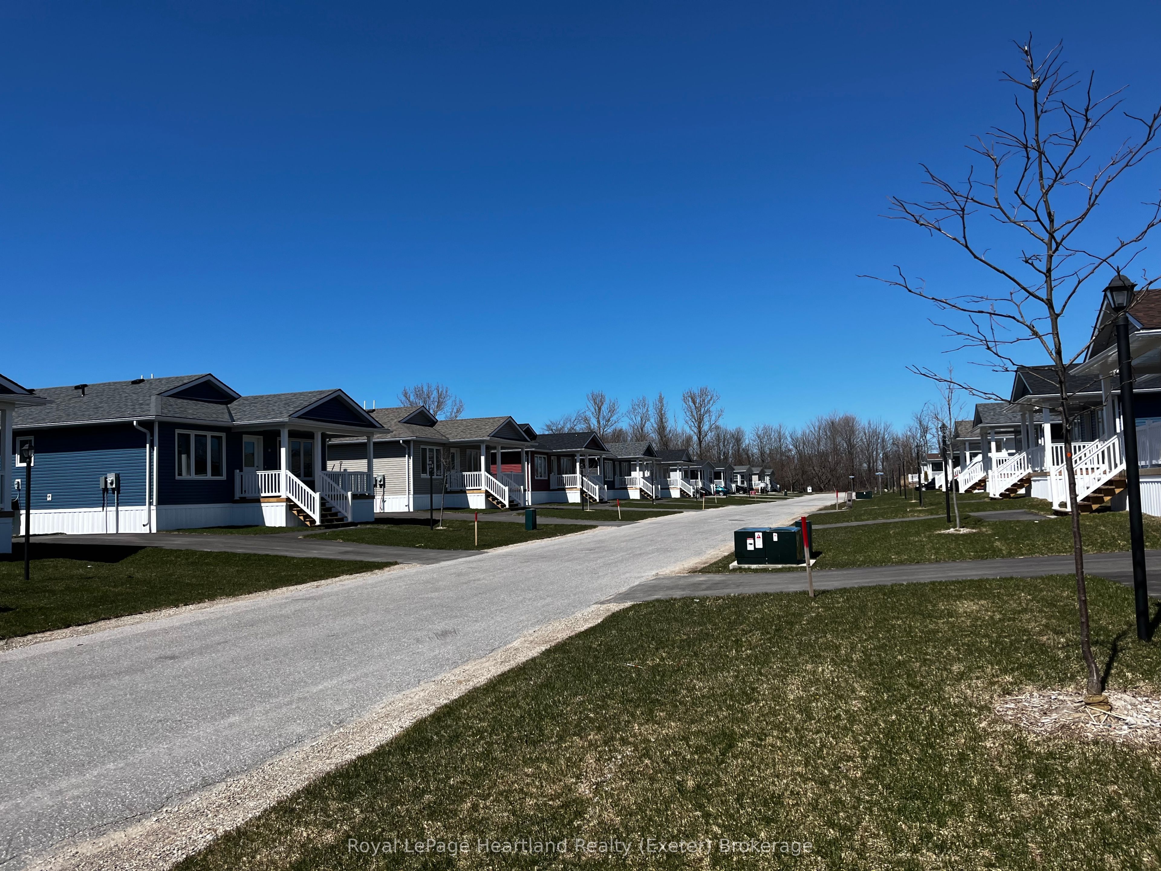 21 Bluffs View Boulevard Property Photo 17