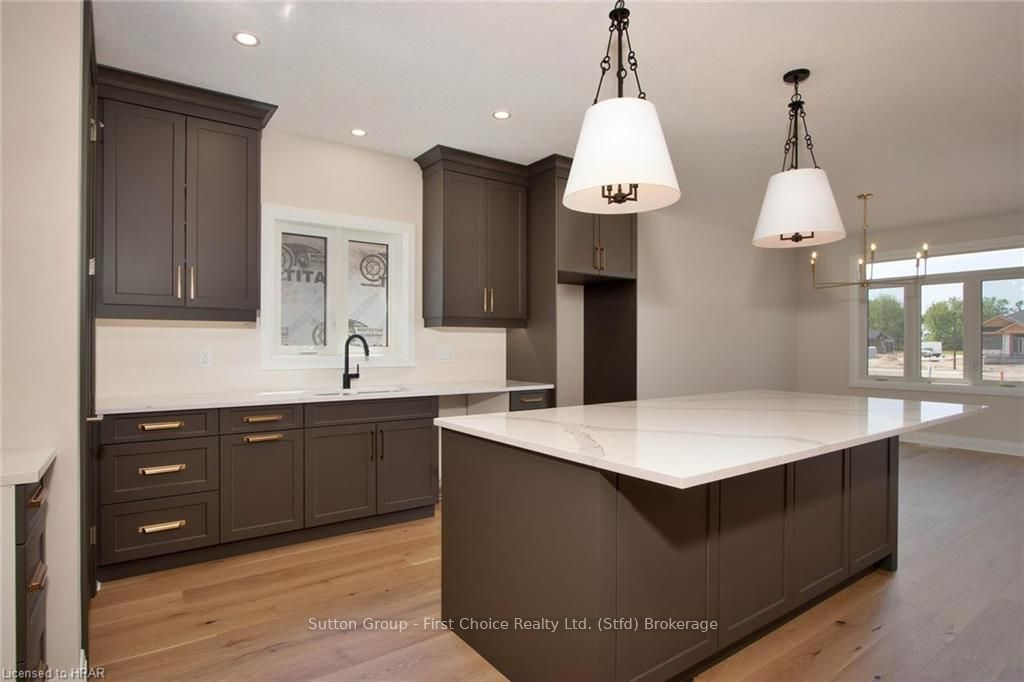 117 Kastner Street Property Photo 10