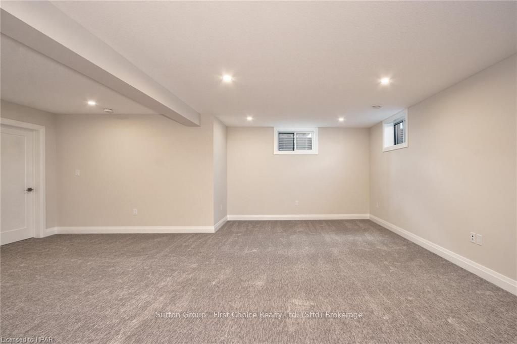 117 Kastner Street Property Photo 29