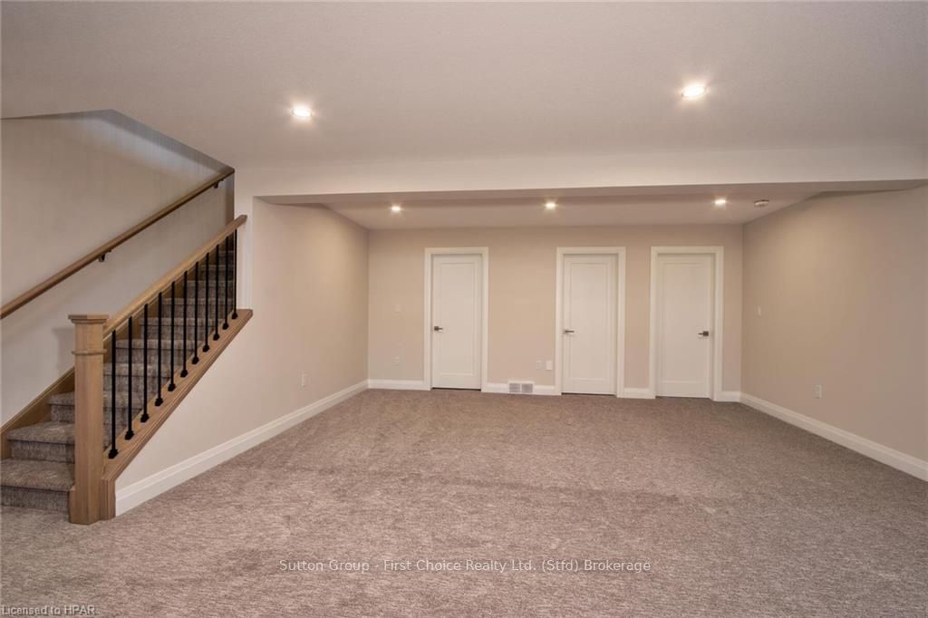 117 Kastner Street Property Photo 33