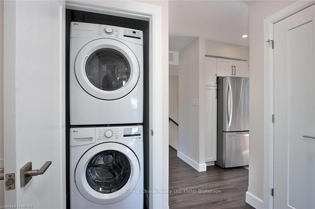 #30 - 3202 Vivian Line Property Photo 15