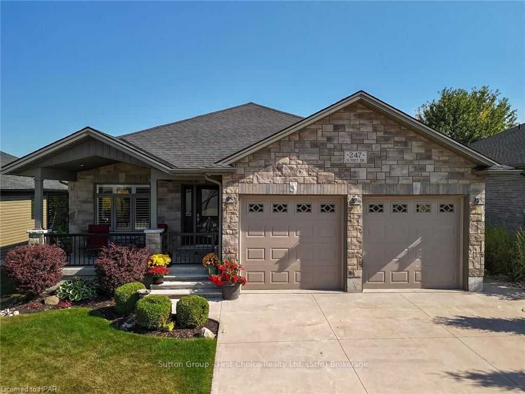 247 Sunset Drive Property Photo 1