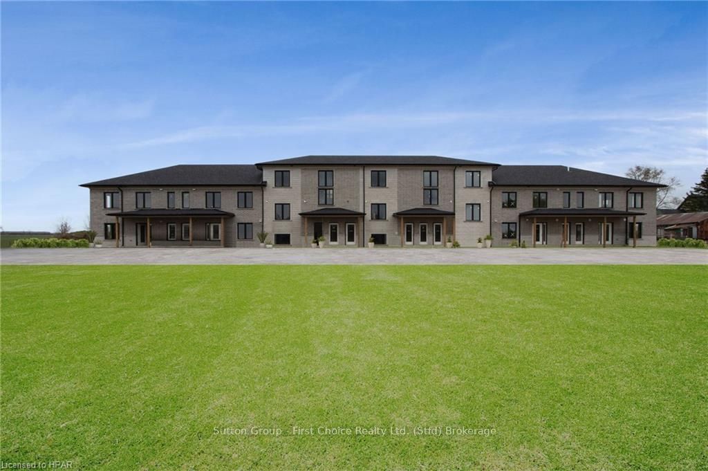 #24 - 3202 Vivian Line Property Photo 1