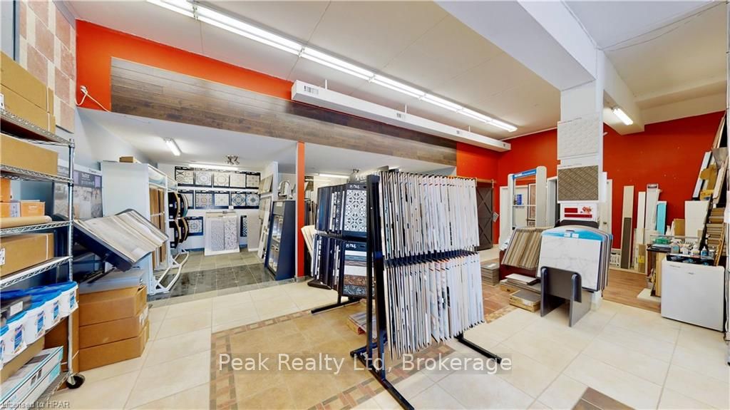 309 Lorne Avenue E Property Photo 2