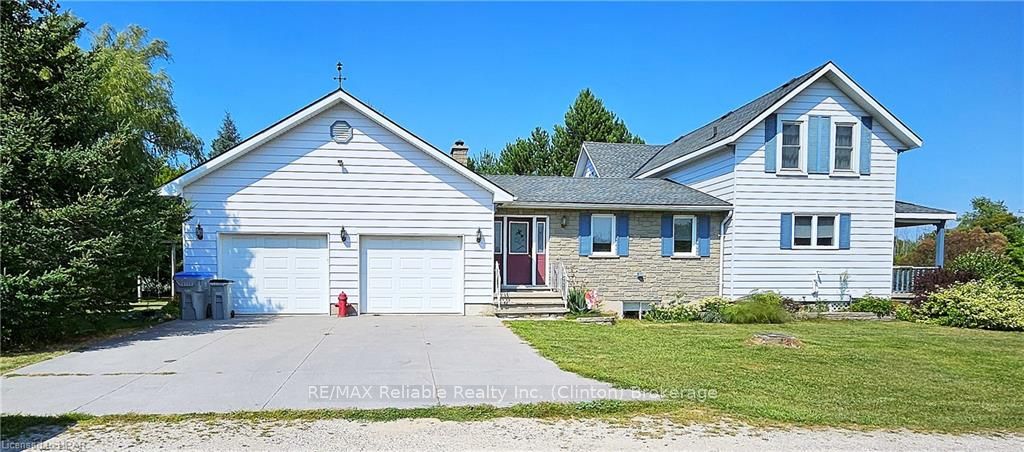 75551 Bluewater Highway Property Photo 2