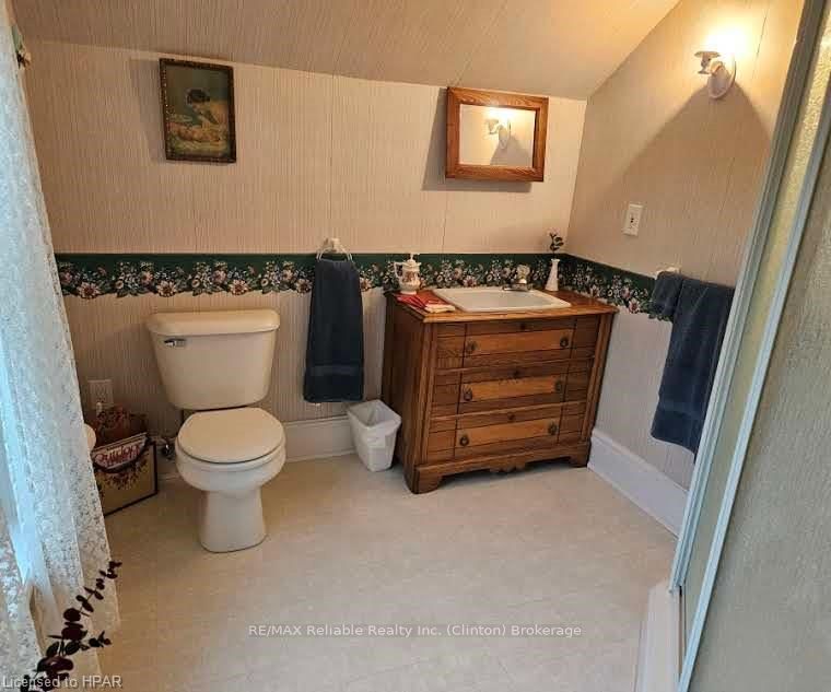 75551 Bluewater Highway Property Photo 14