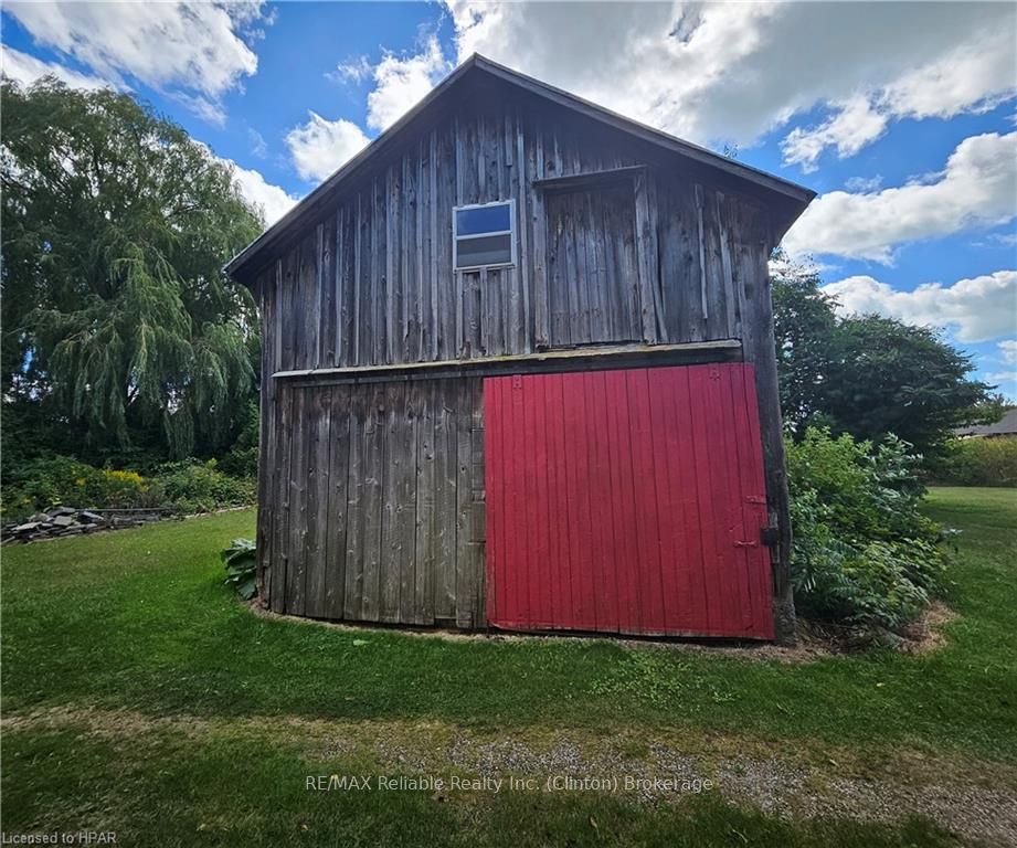 75551 Bluewater Highway Property Photo 31