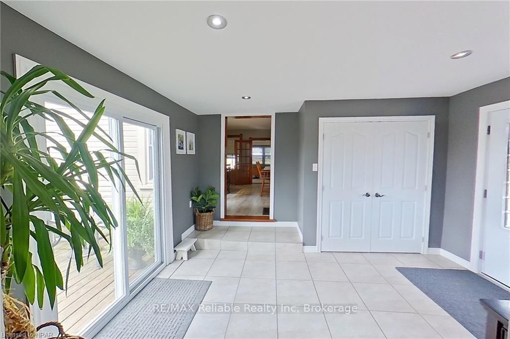 84210 Hoover Line Property Photo 6