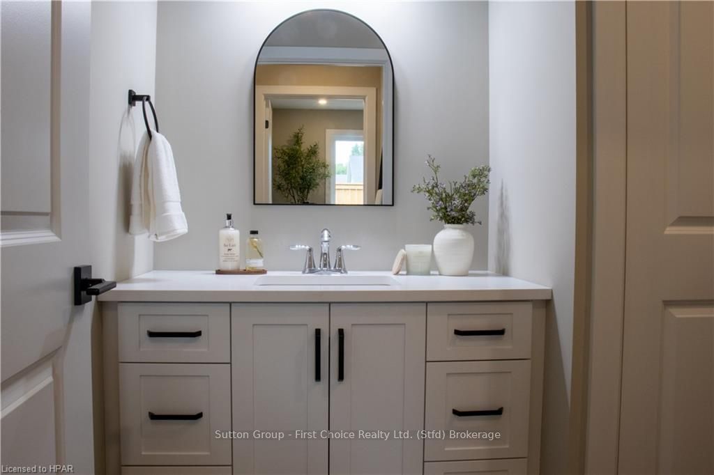 18 Blanshard Street Property Photo 10