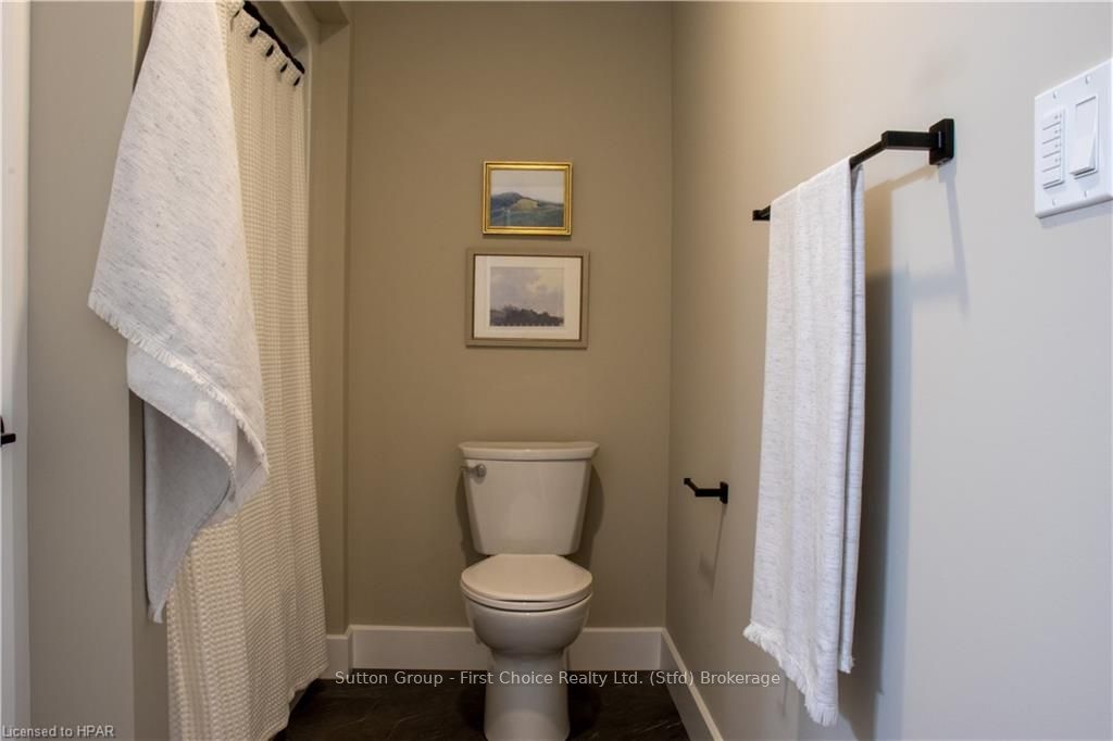 18 Blanshard Street Property Photo 11
