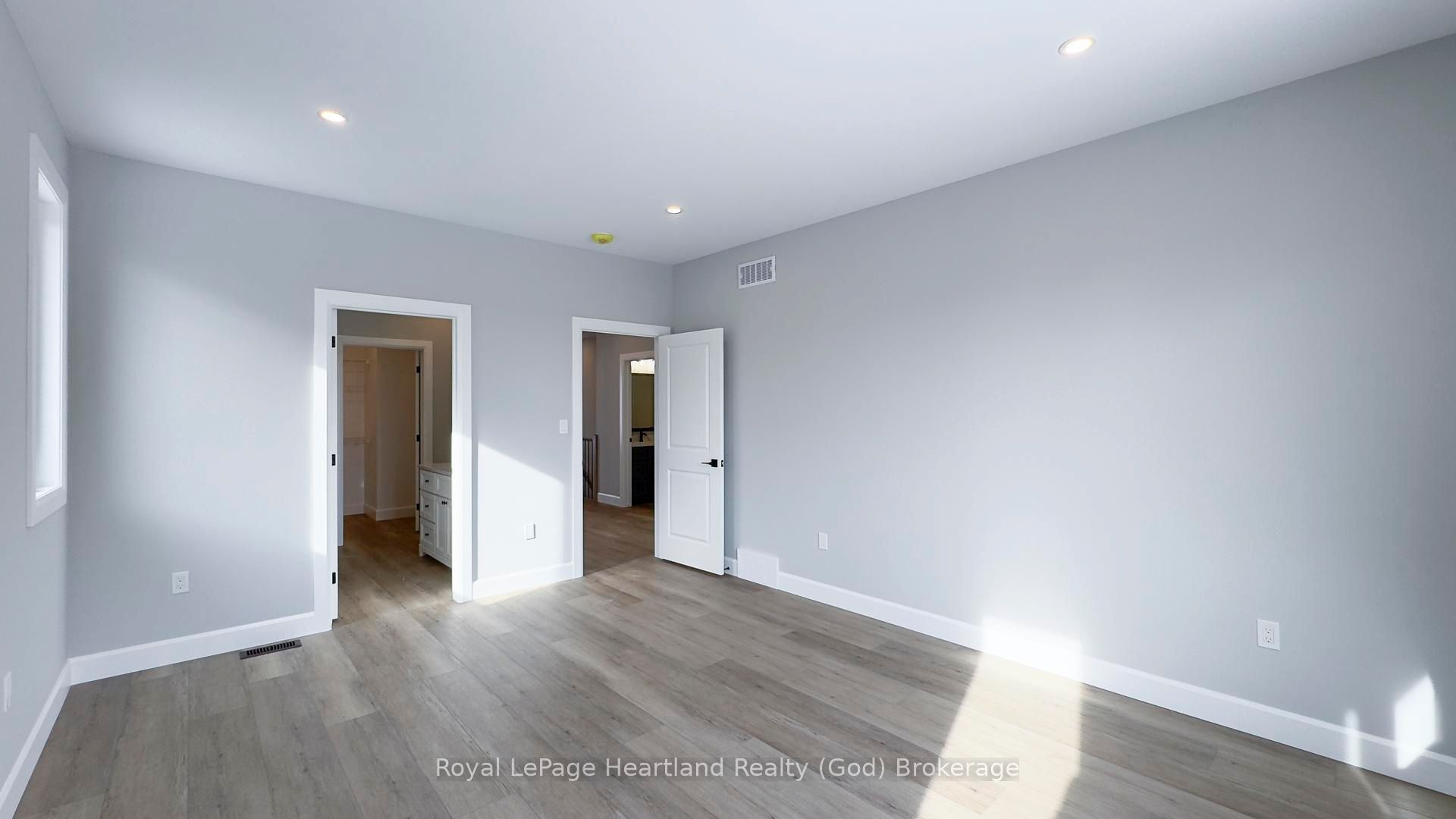 455 Woodridge Drive Property Photo 23