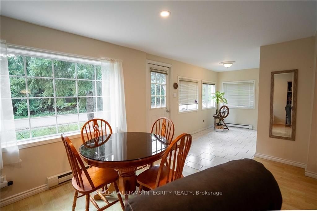 6399 Cairn View Road Property Photo 9