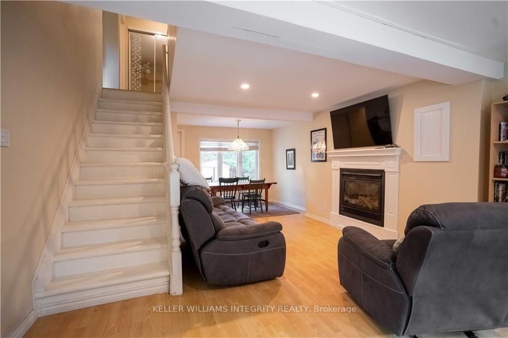 6399 Cairn View Road Property Photo 11