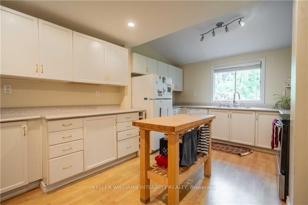 6399 Cairn View Road Property Photo 13
