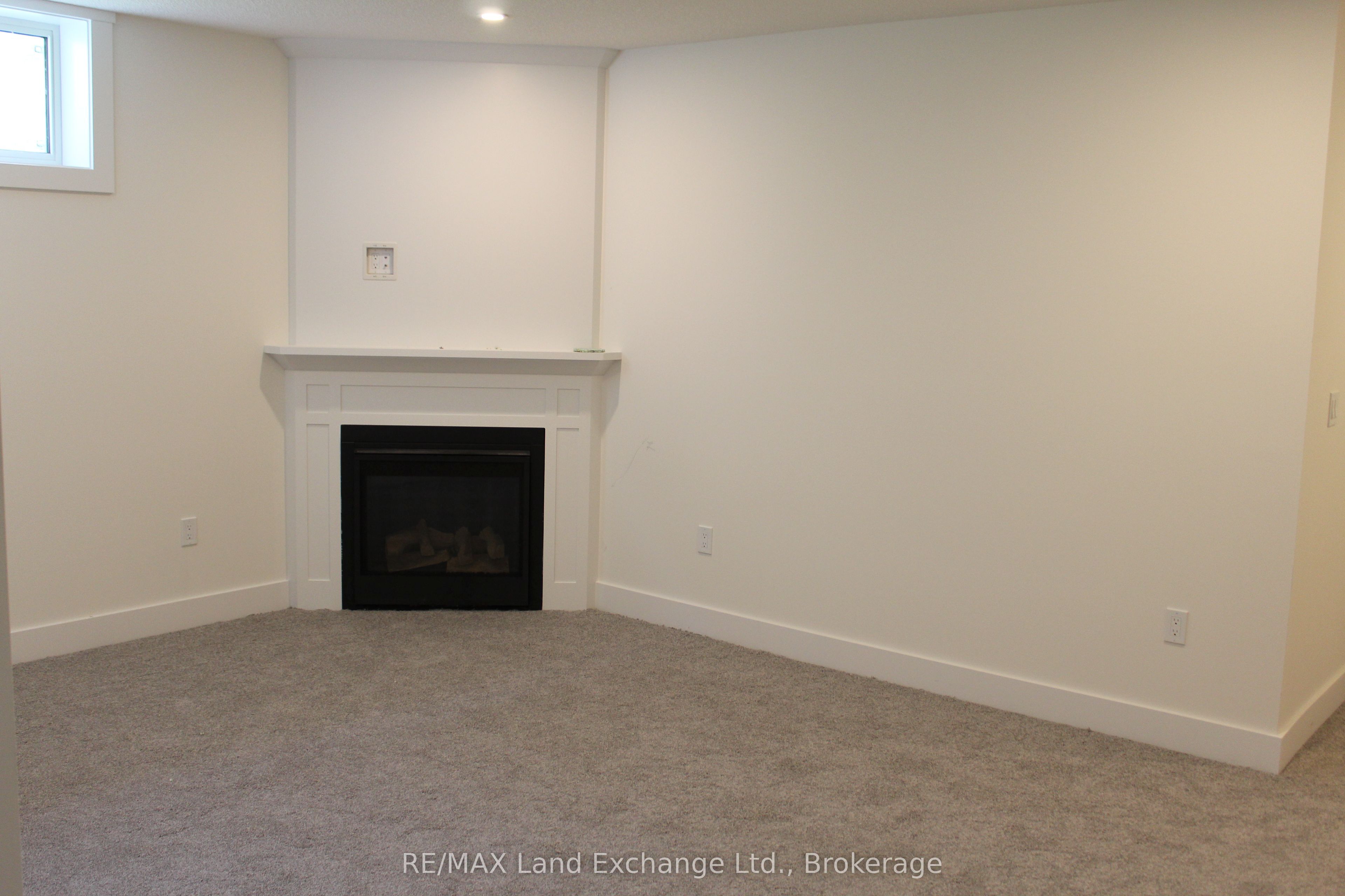 766 Campbell Avenue Property Photo 7