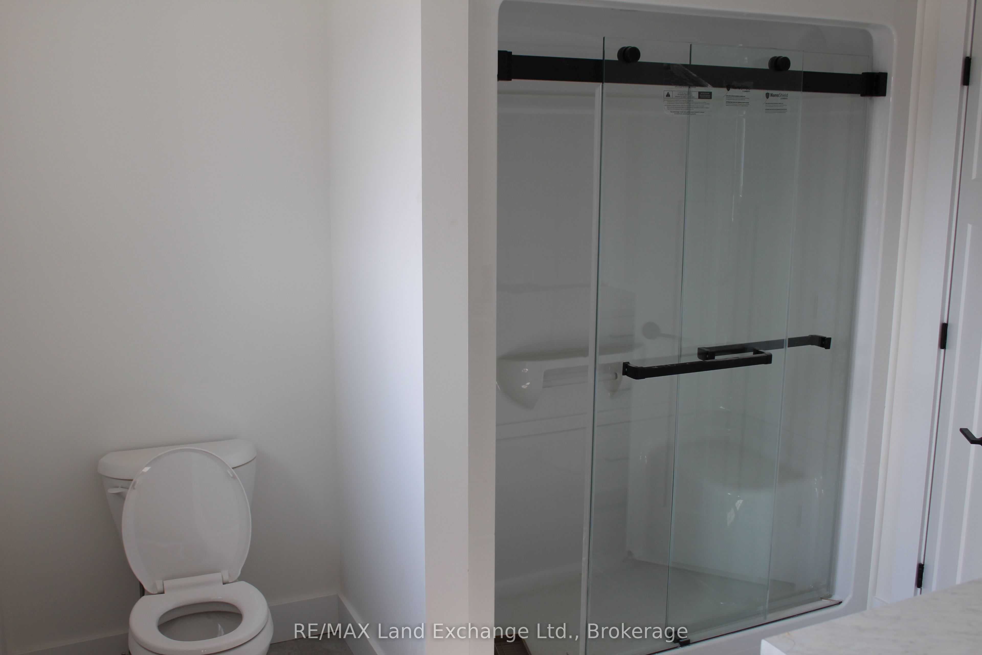 766 Campbell Avenue Property Photo 10