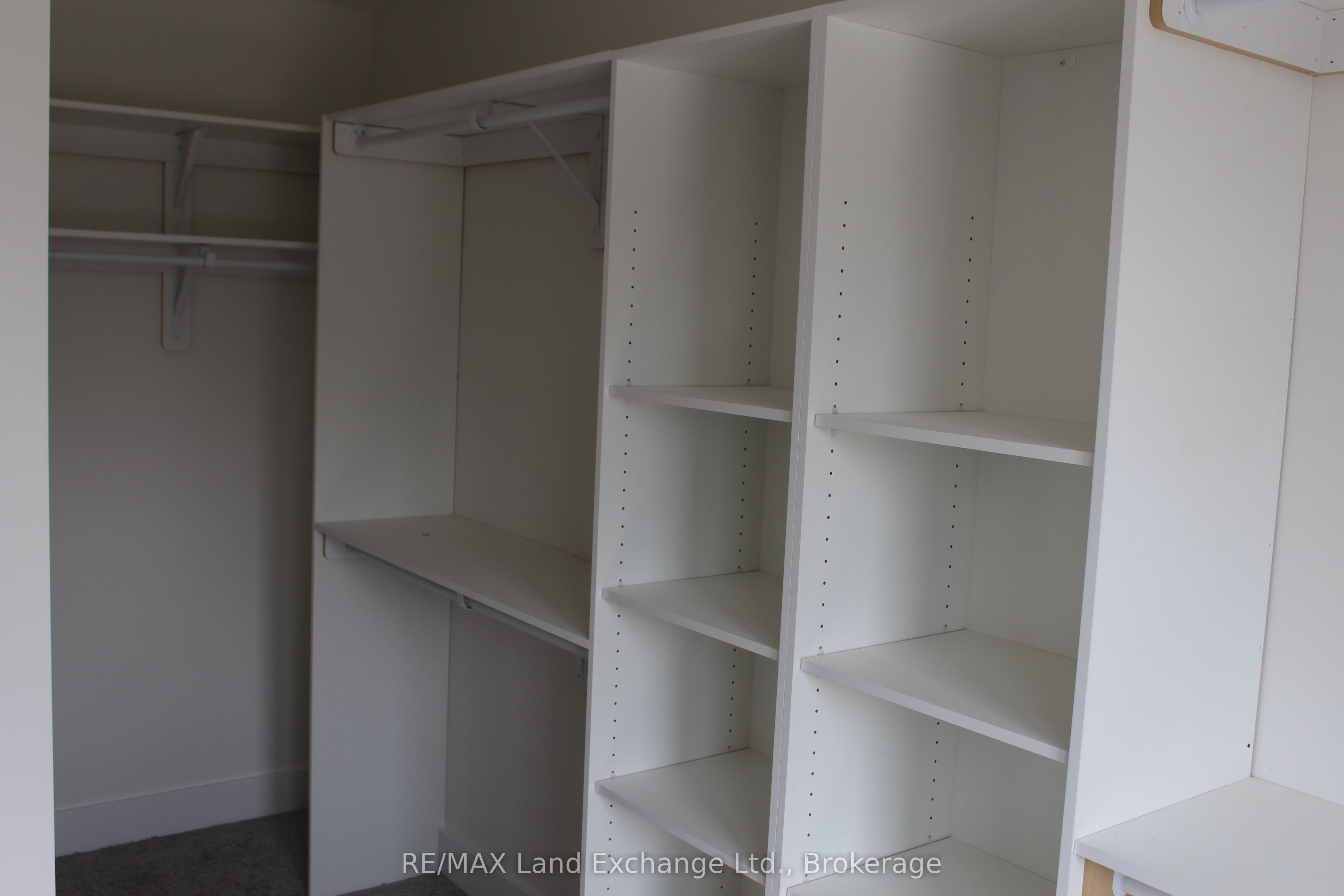 766 Campbell Avenue Property Photo 11