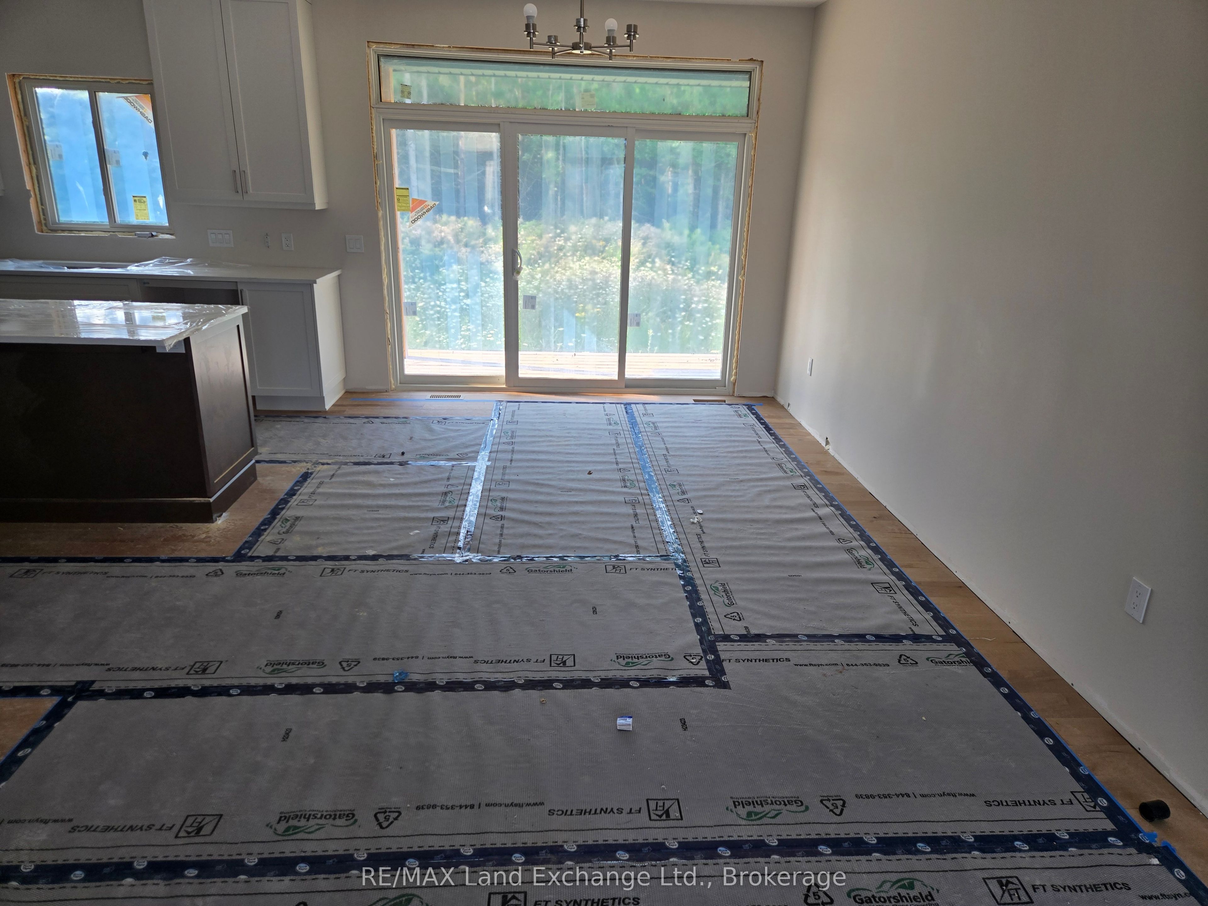 772 Campbell Avenue Property Photo 4