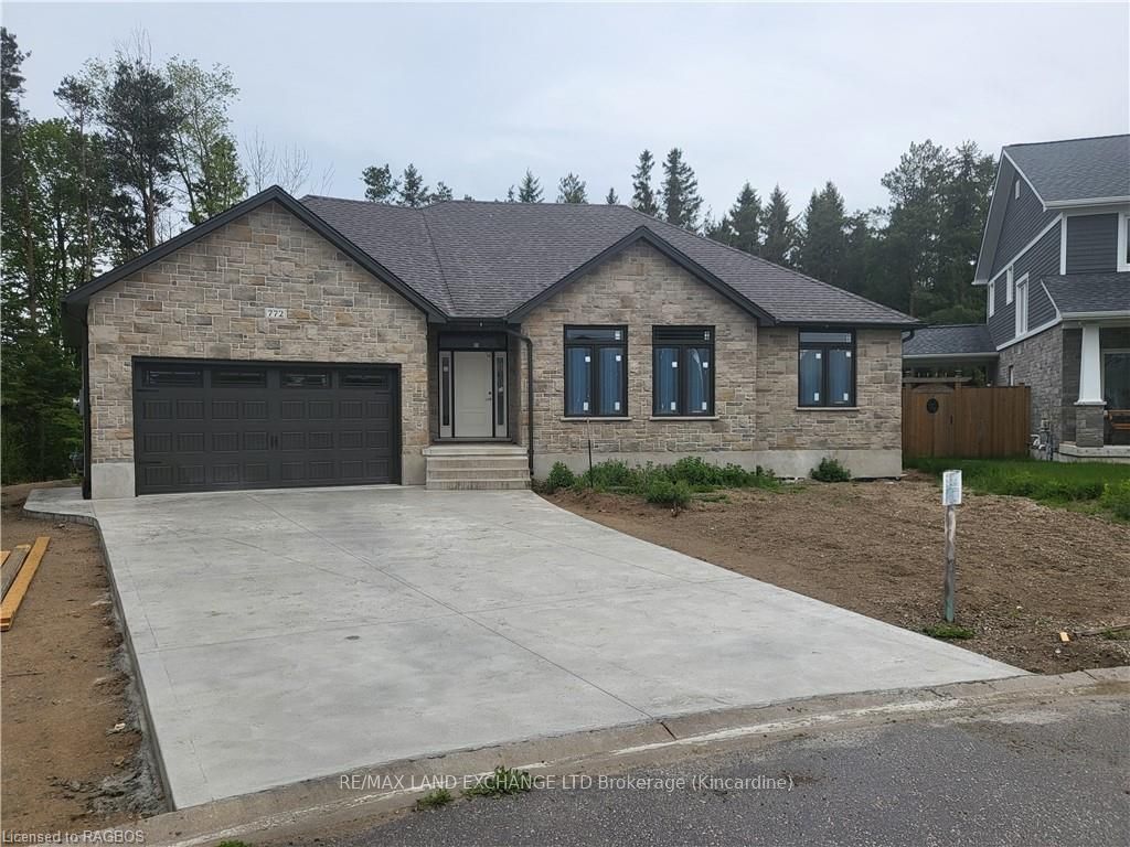 772 Campbell Avenue Property Photo 1