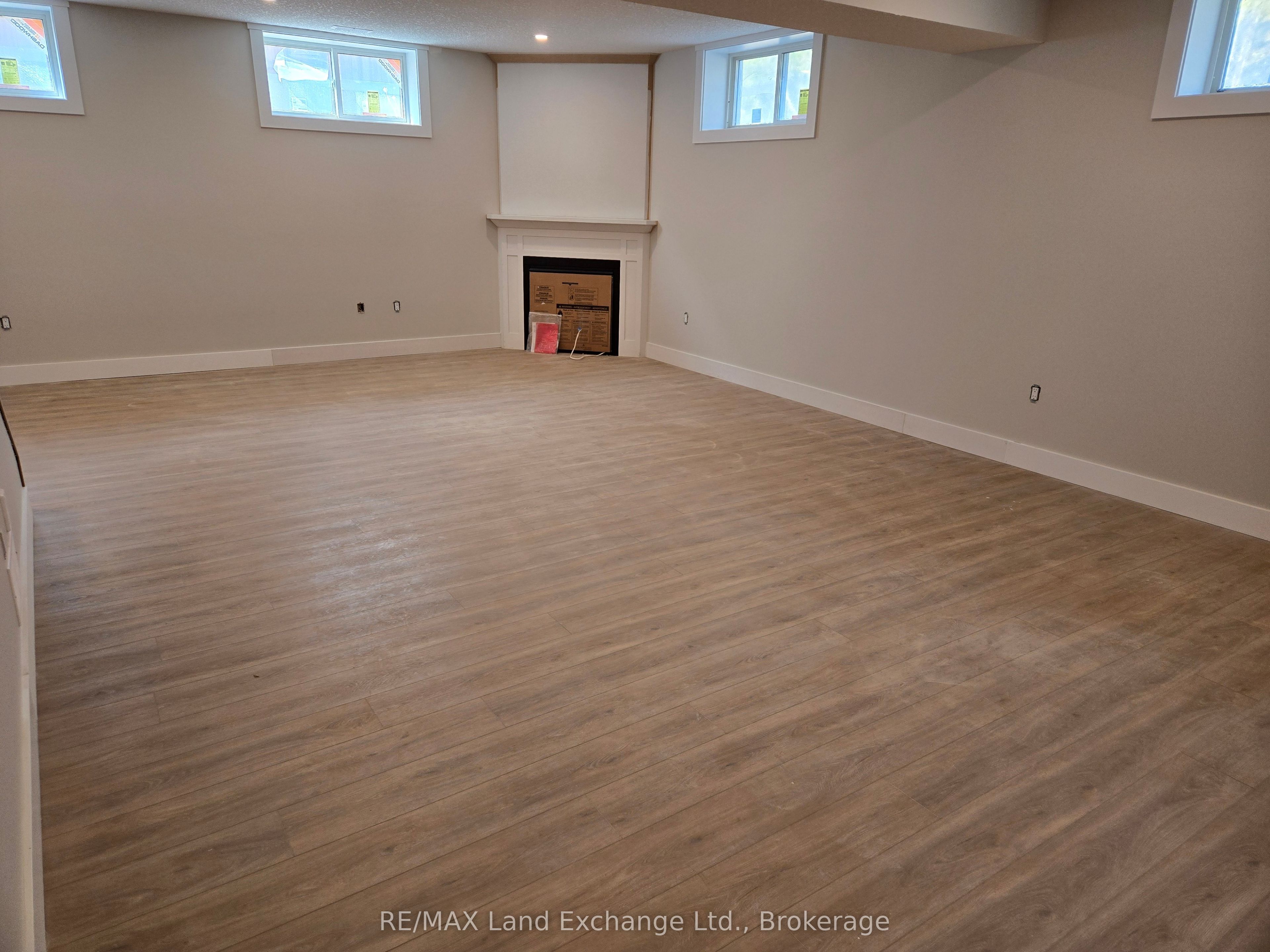 784 Campbell Avenue Property Photo 8