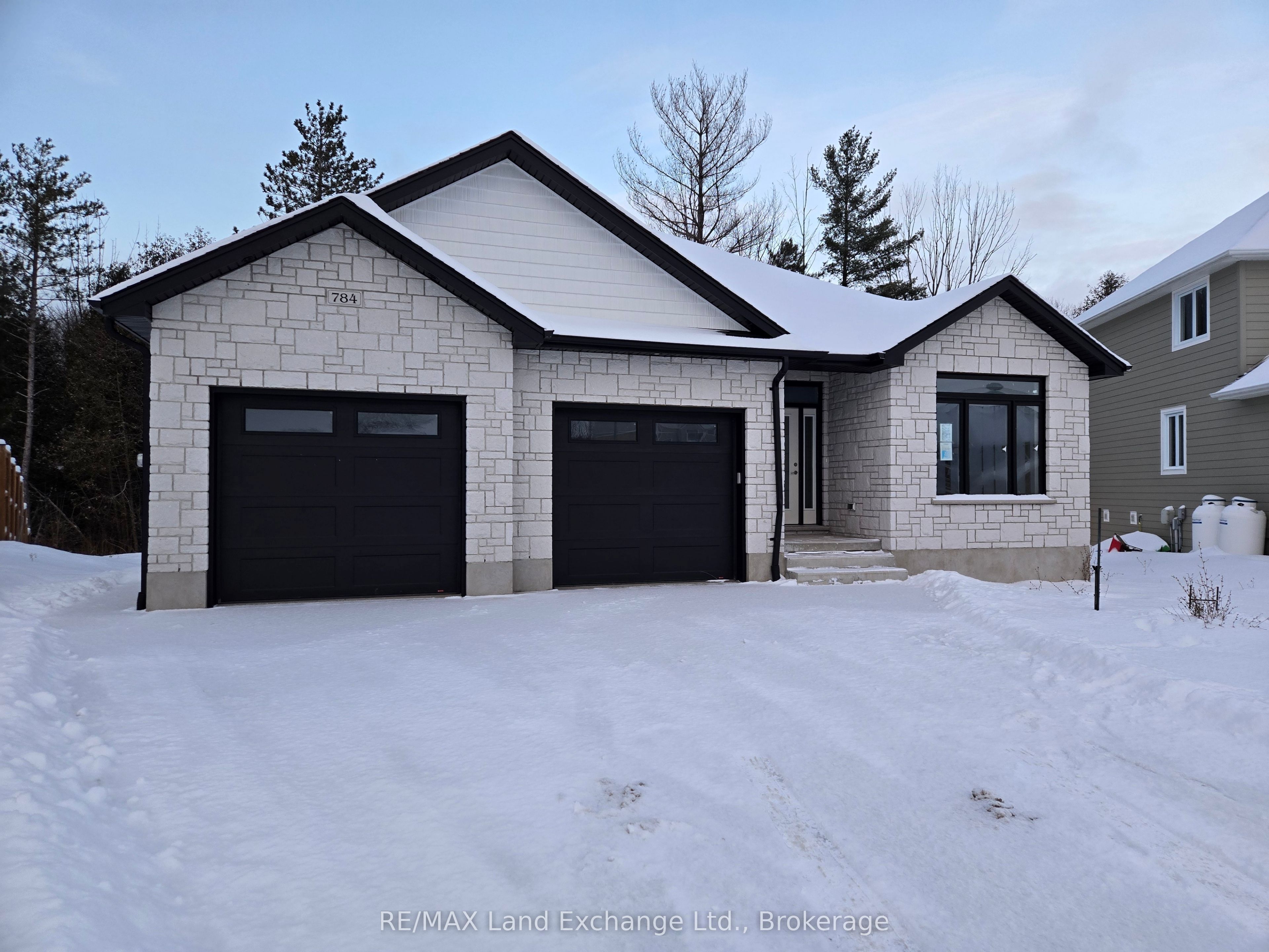 784 Campbell Avenue Property Photo 13