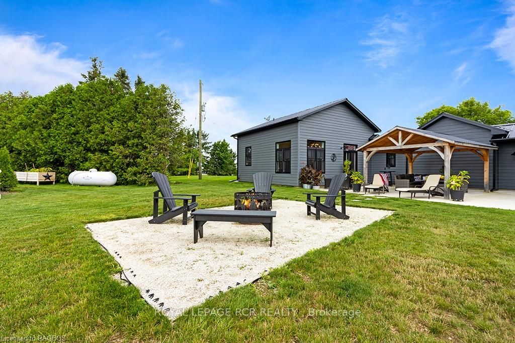 408082 Grey 4 Road Property Photo 45