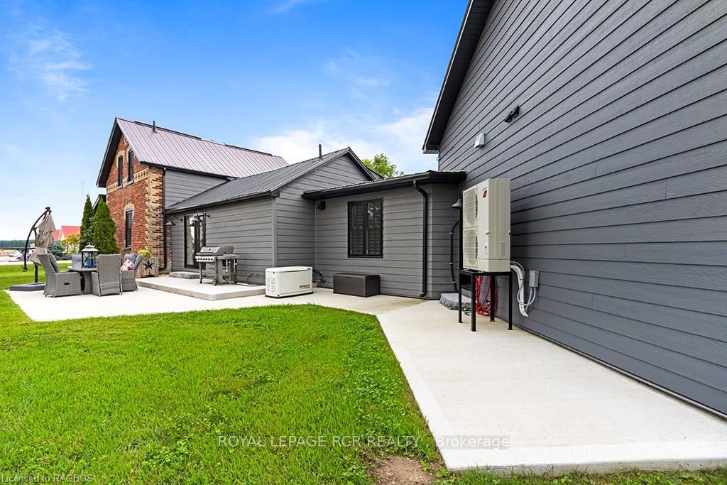 408082 Grey 4 Road Property Photo 46