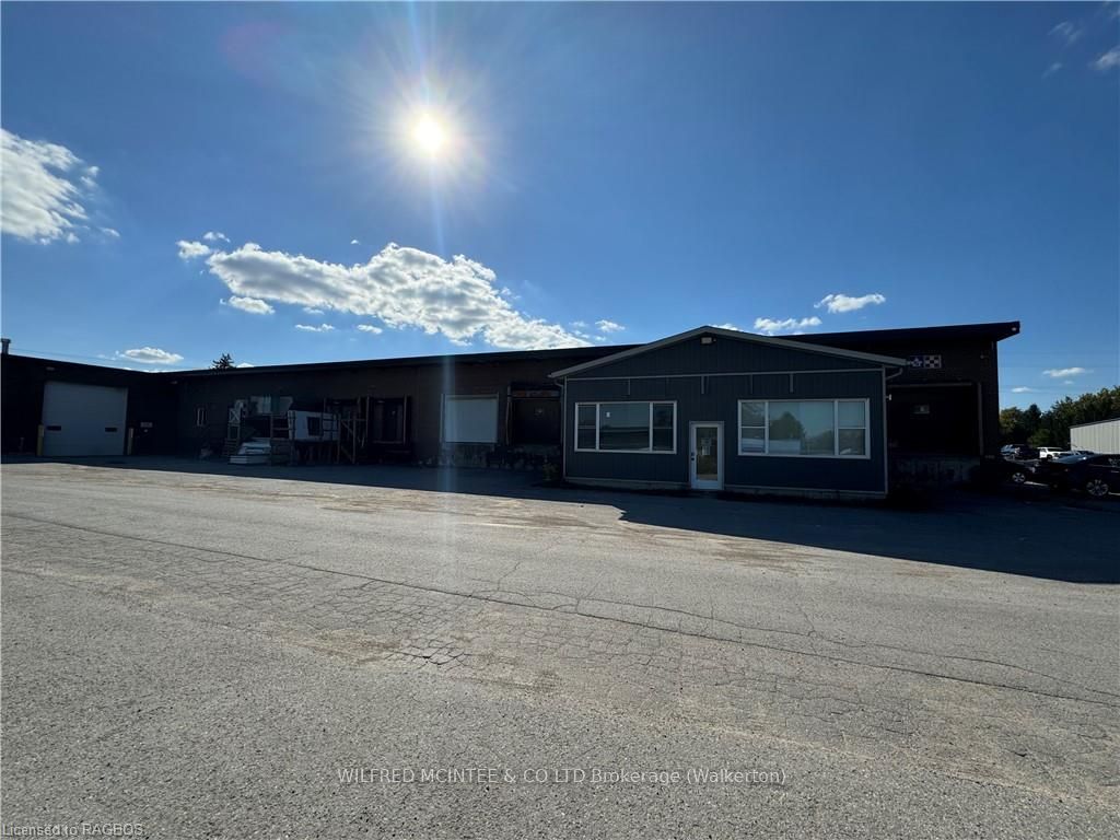 130 Kincardine Property Photo 7