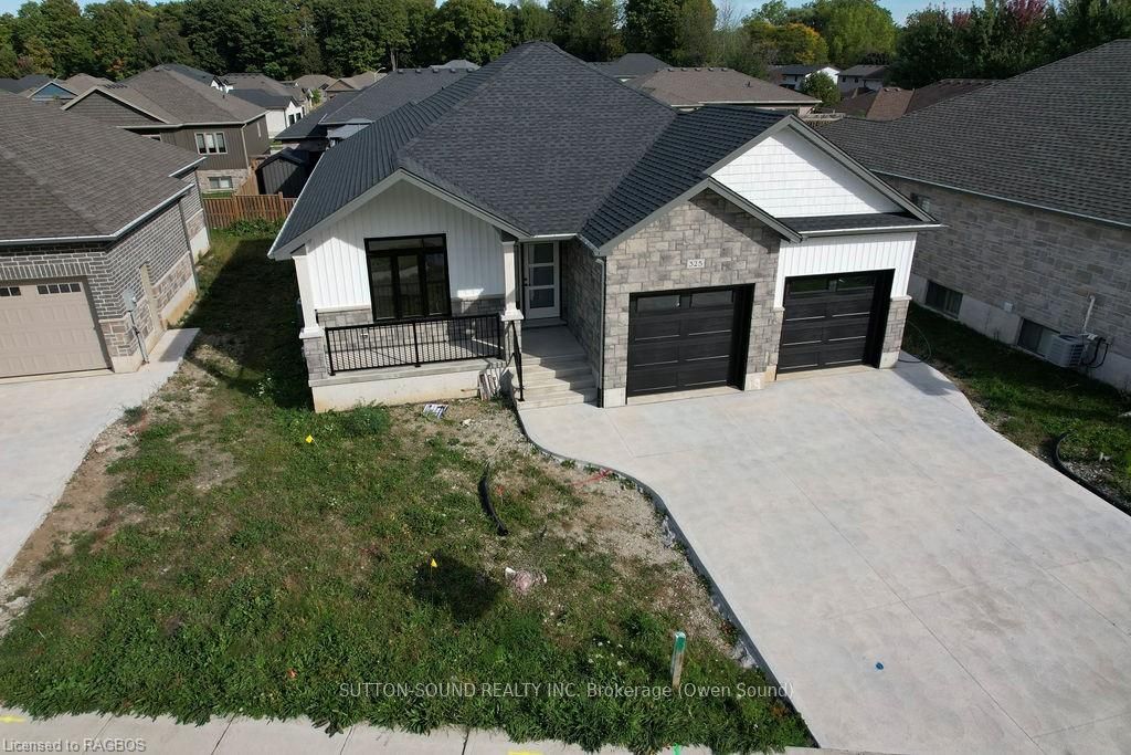 325 6th Avenue Property Photo 14
