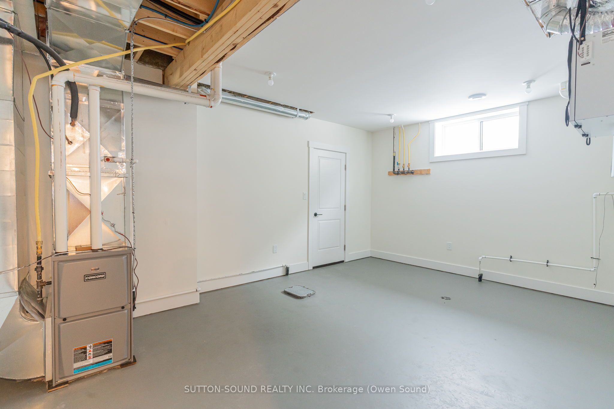 325 6th Avenue Property Photo 19