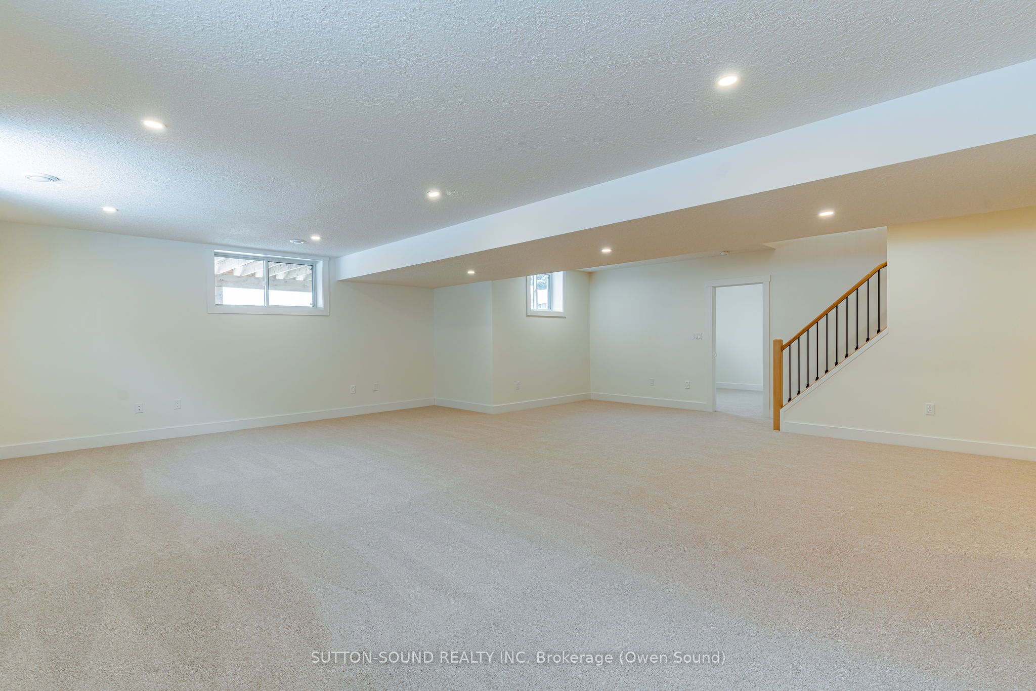 325 6th Avenue Property Photo 39
