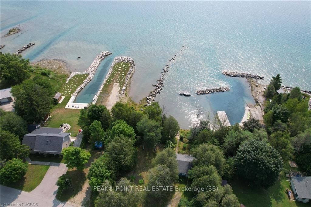 339601 Presqu'ile Road Property Photo 6