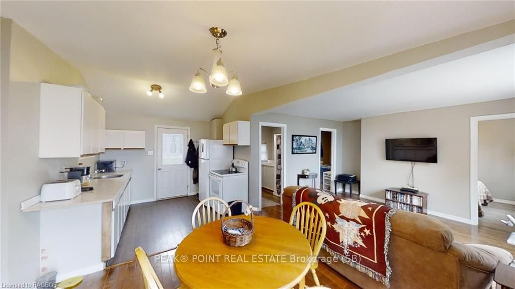 339601 Presqu'ile Road Property Photo 15