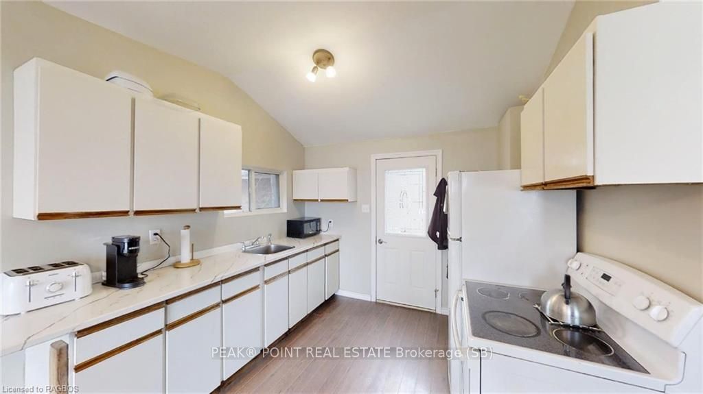 339601 Presqu'ile Road Property Photo 16