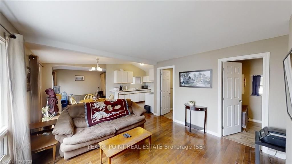 339601 Presqu'ile Road Property Photo 23