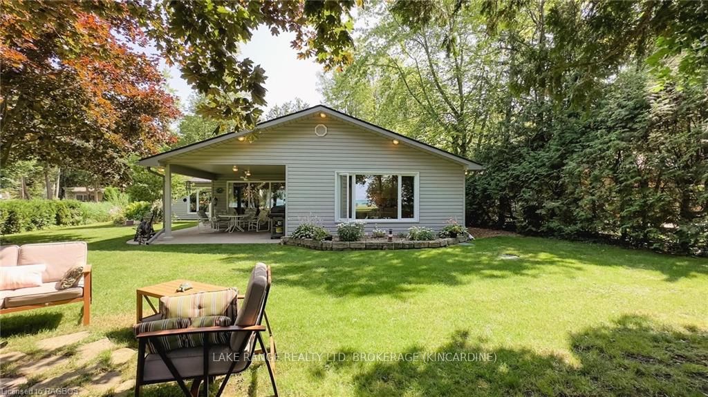 129 Huron Road Property Photo 8