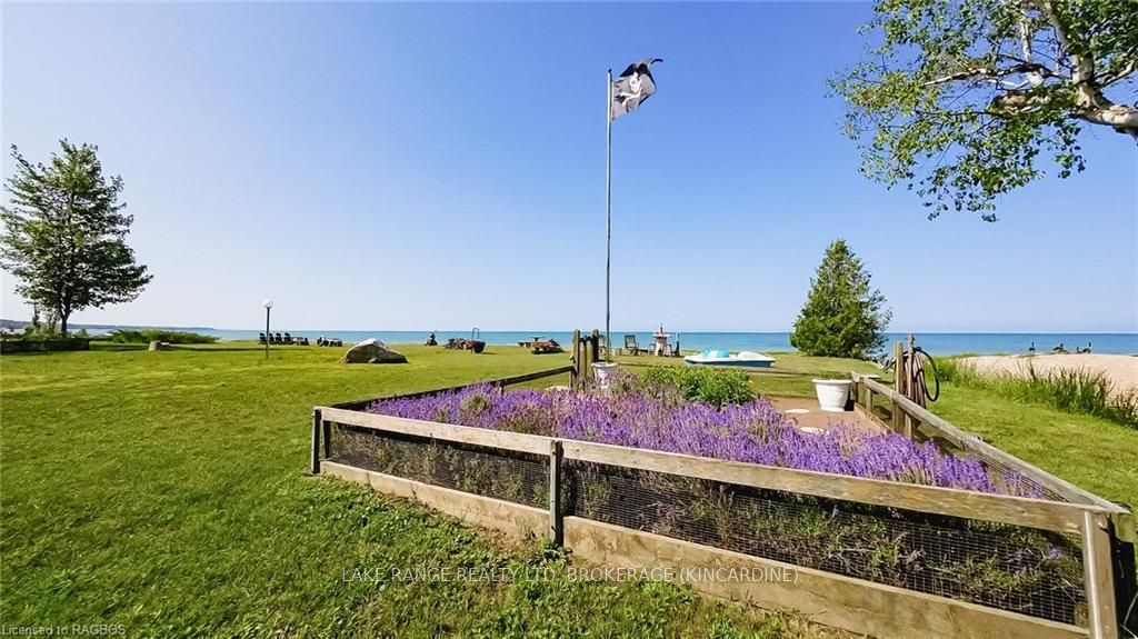 129 Huron Road Property Photo 15