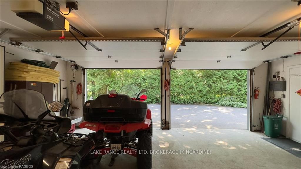 129 Huron Road Property Photo 21