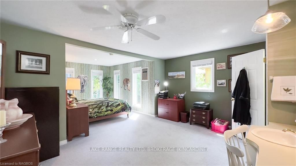 129 Huron Road Property Photo 29
