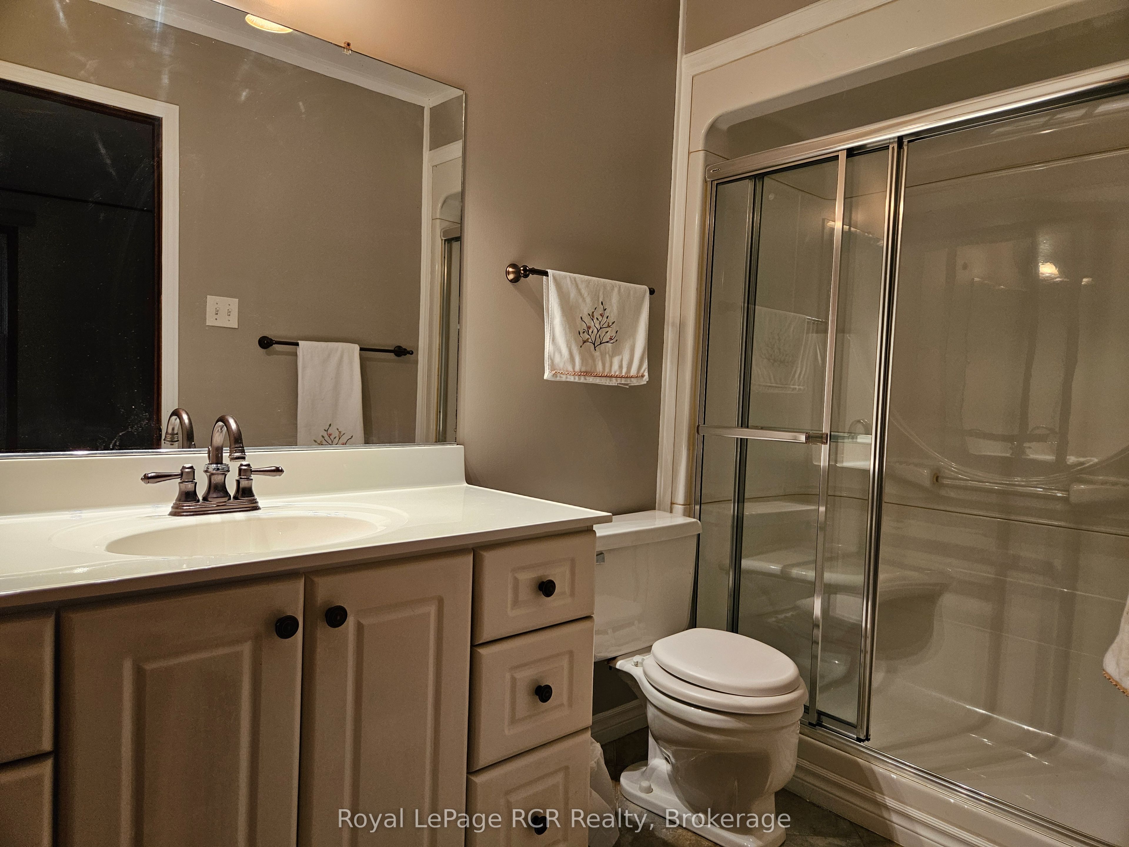 886 16th Street Property Photo 10