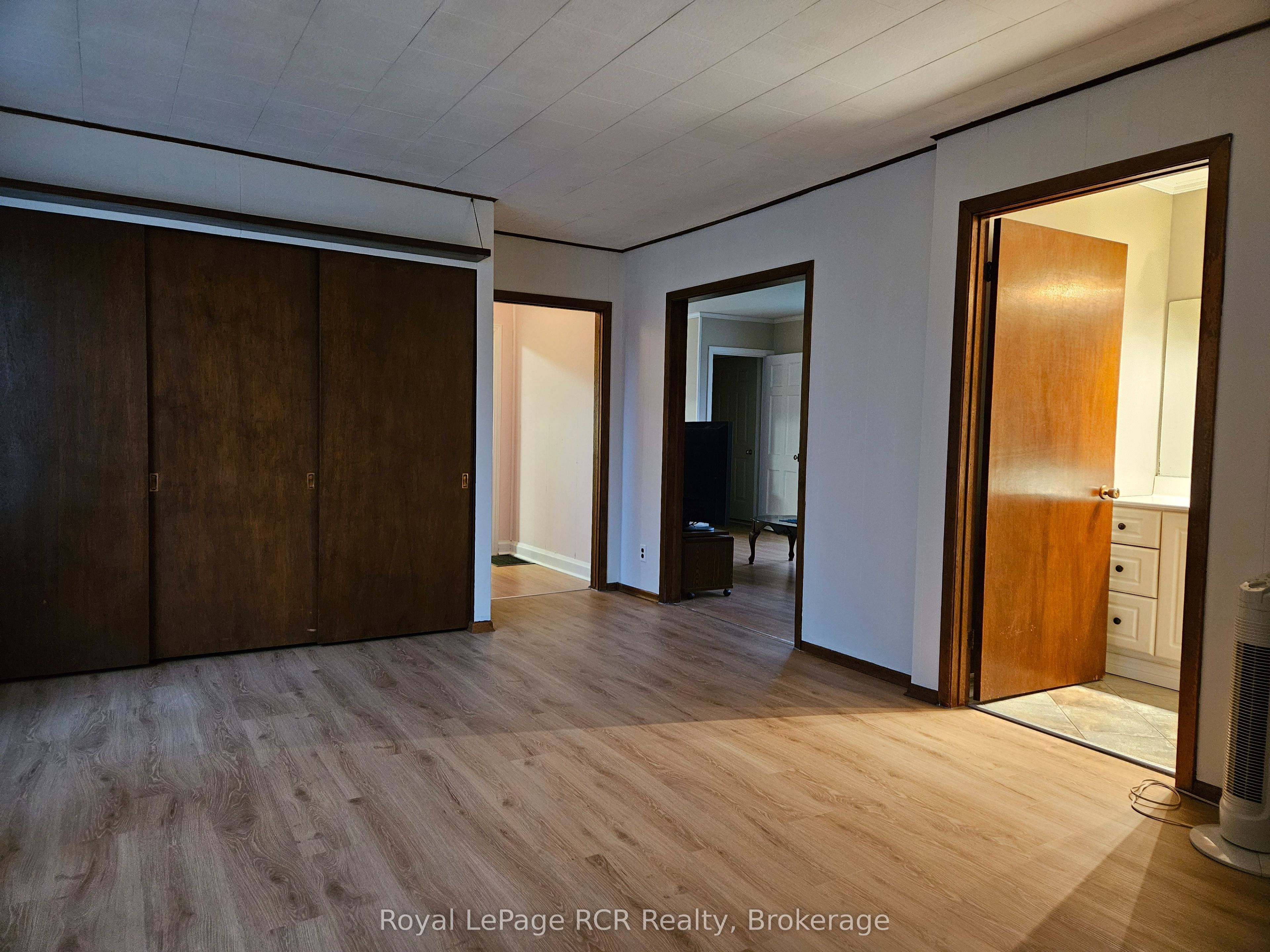 886 16th Street Property Photo 11