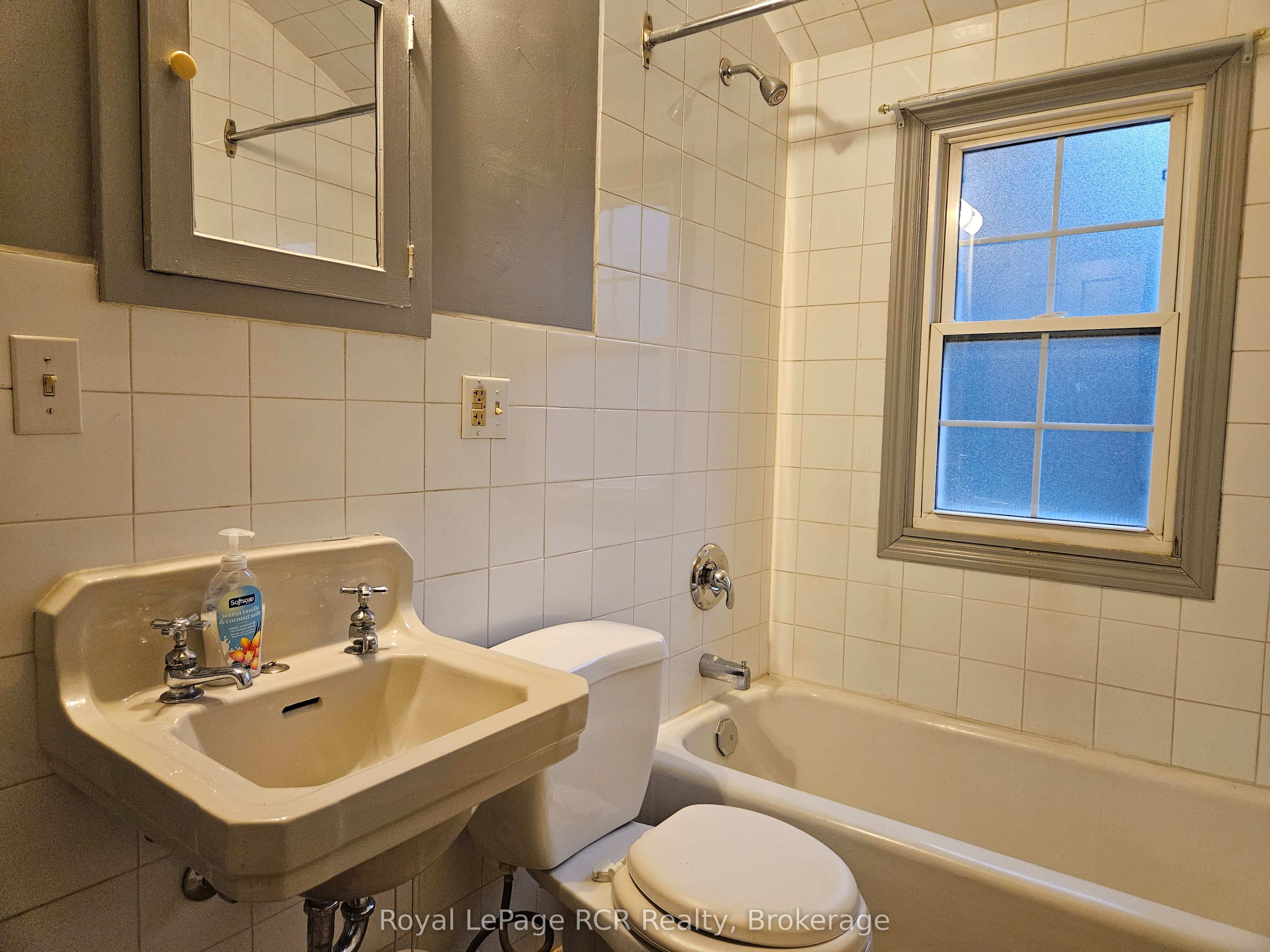 886 16th Street Property Photo 13