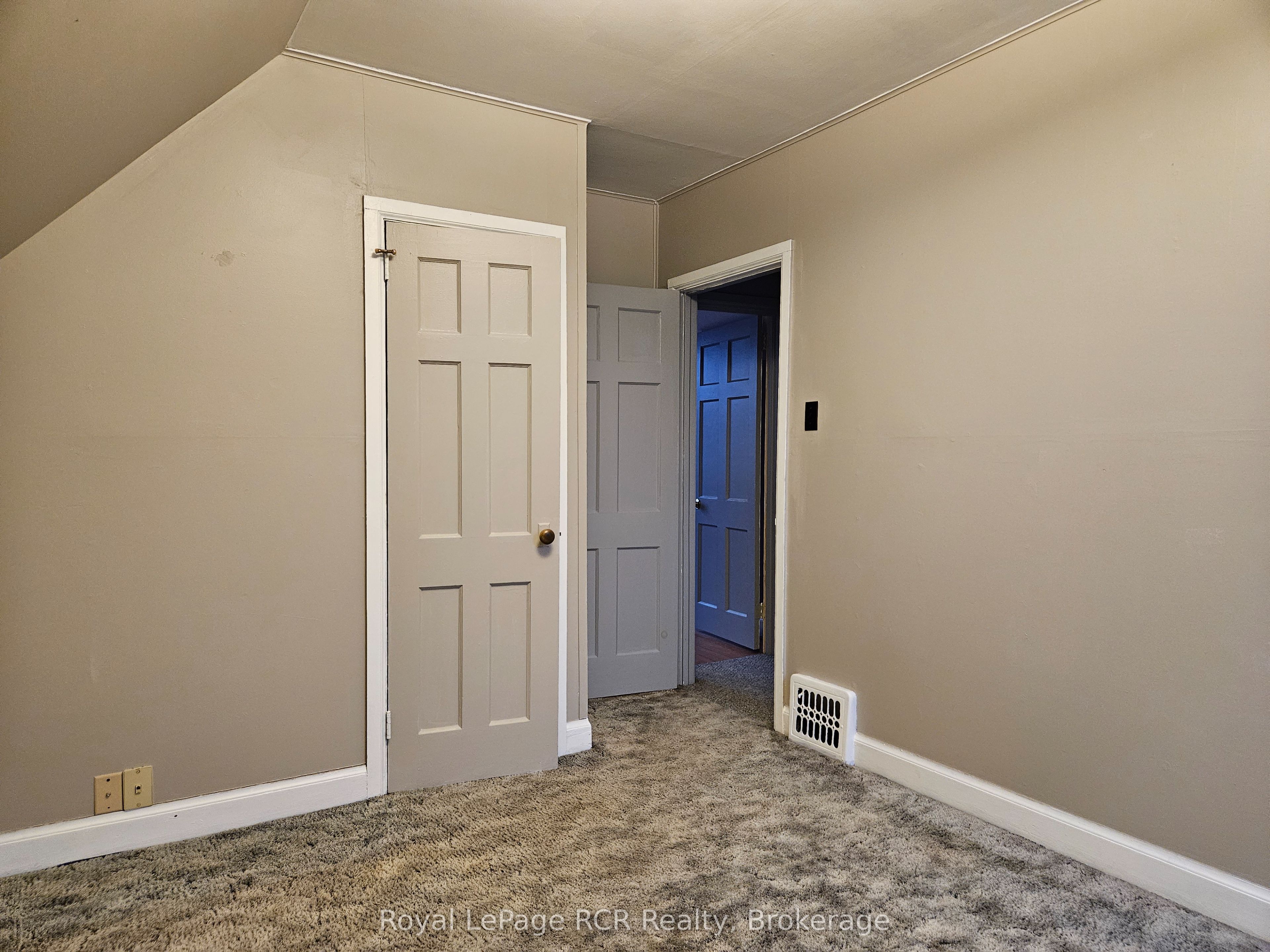 886 16th Street Property Photo 16