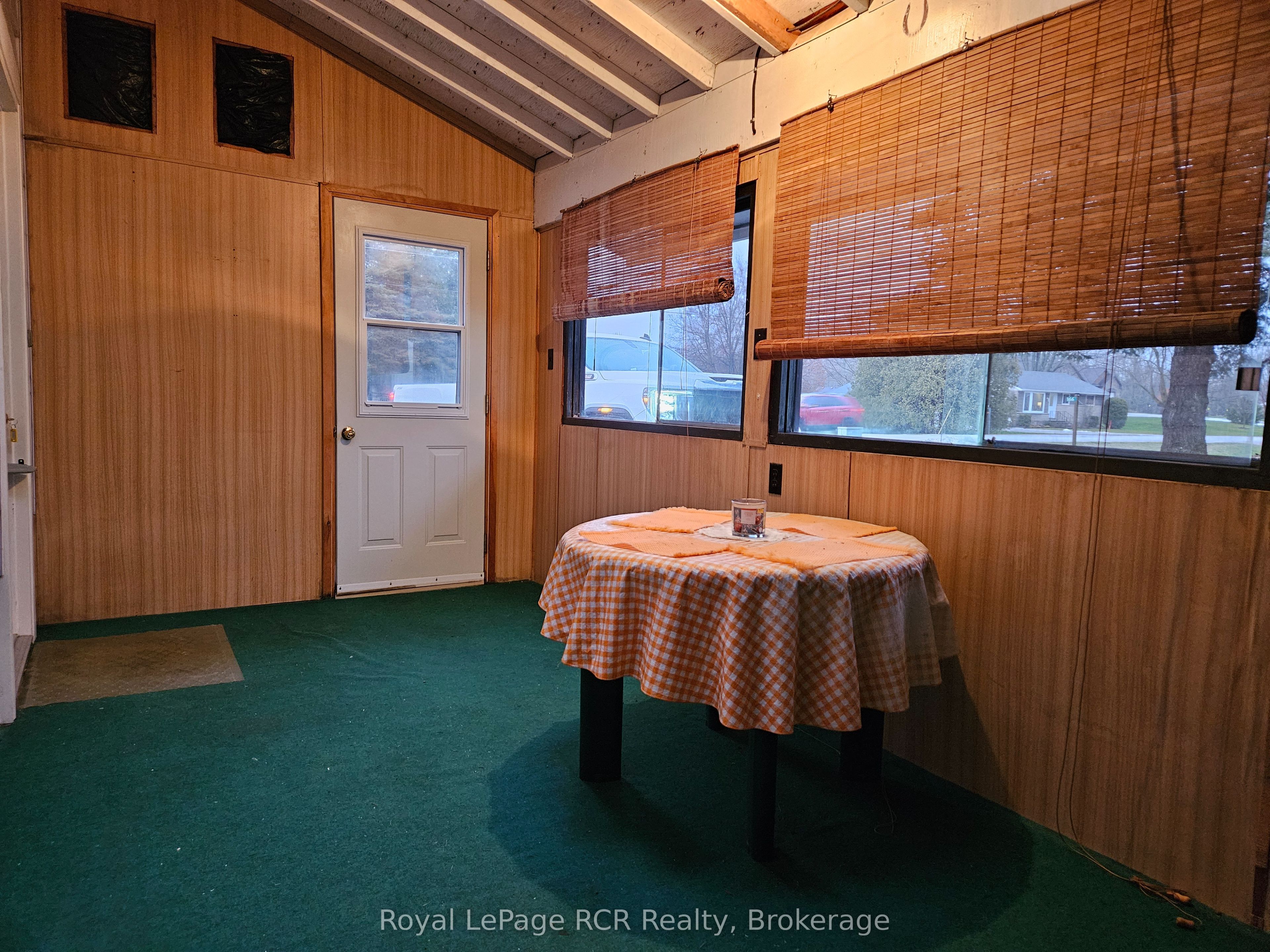 886 16th Street Property Photo 18