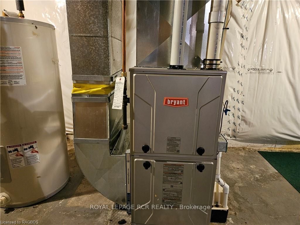 886 16th Street Property Photo 20